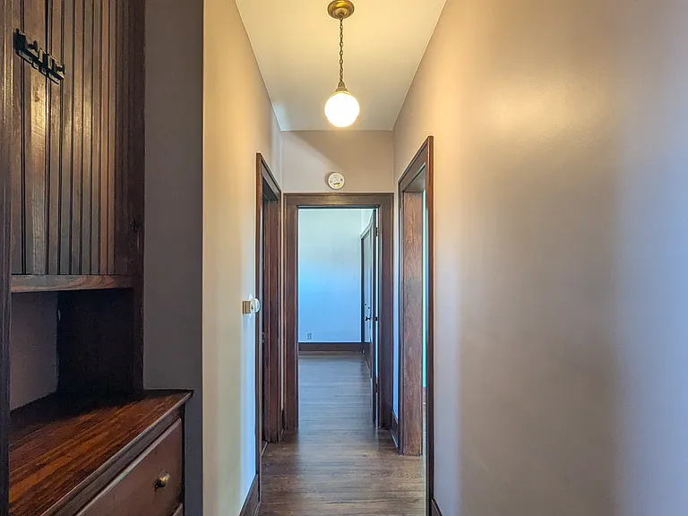 512 Lake St — Photo 7