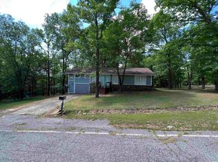 204 Mariner Dr, Fairfield Bay, AR 72088