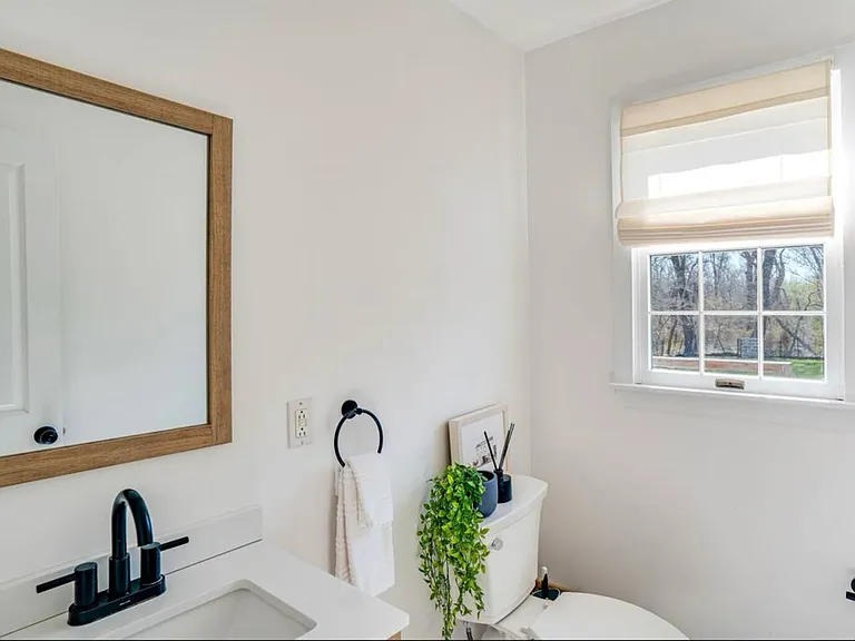 3 Orchard Ave — Photo 9