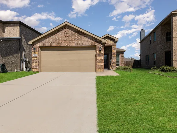8709 Tenderfoot Ln, Aubrey, TX 76227