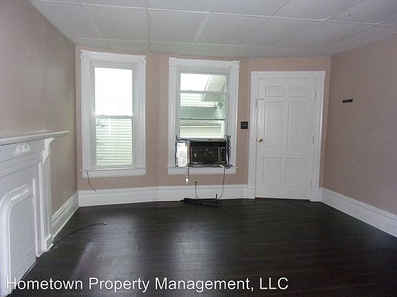 4th image of 2517 Grand Ave