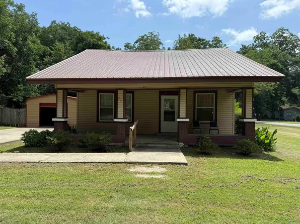 211 S 1st St, Heber Springs, AR 72543