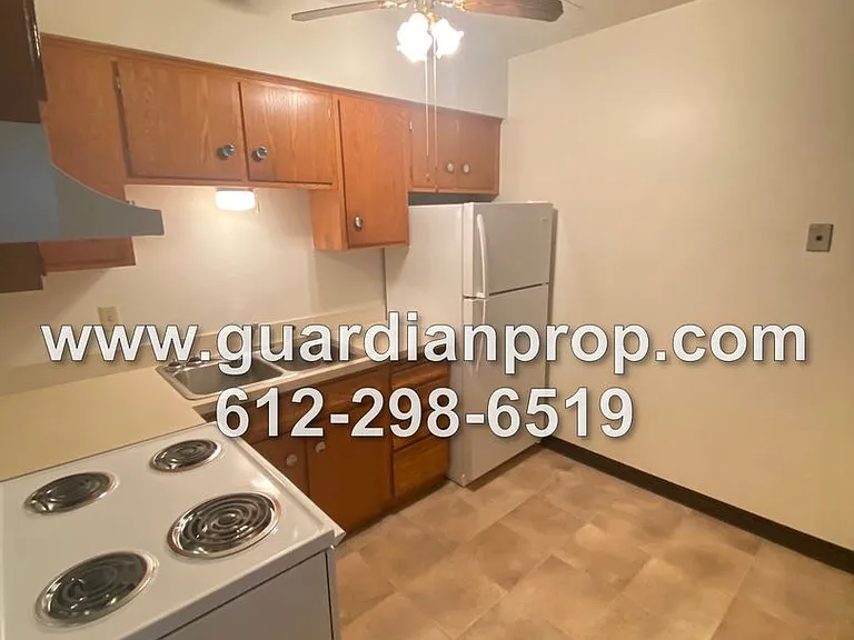 1144 Dionne Street — Photo 4