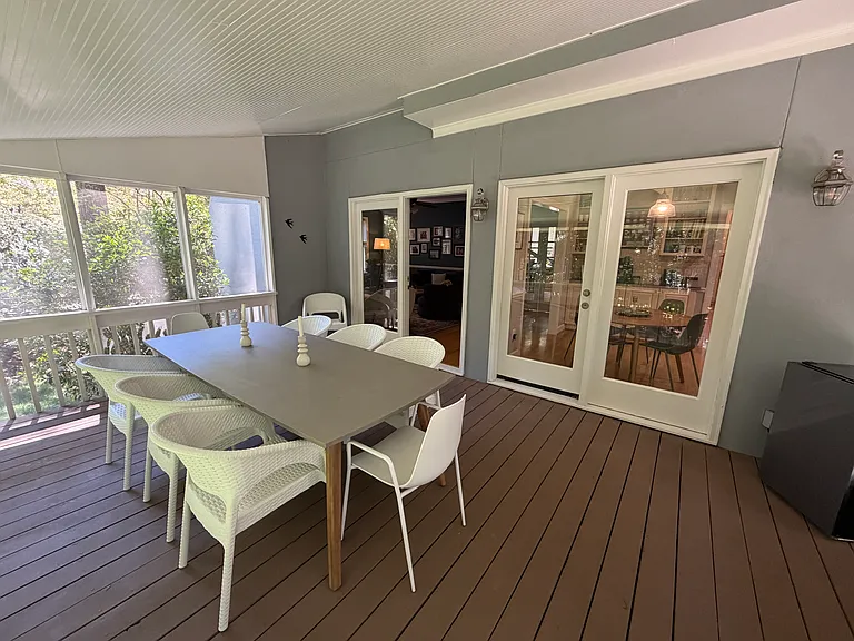 Screened-in porch (facing living room, left, kitchen nook, right)