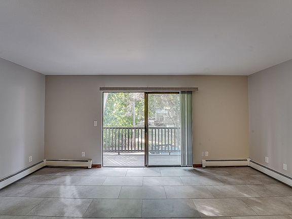 2nd image of 312 Locust St APT 2