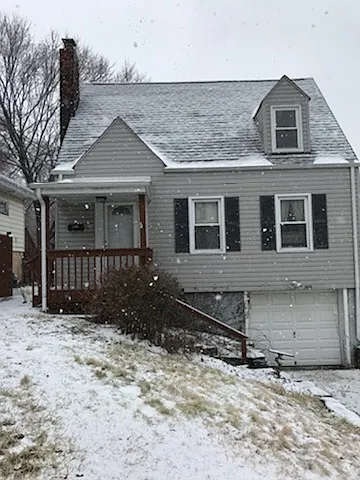 303 Longview Ave photo 1