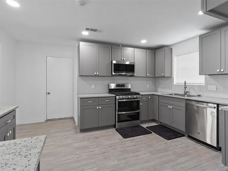 500 Shirleen Dr — Photo 10