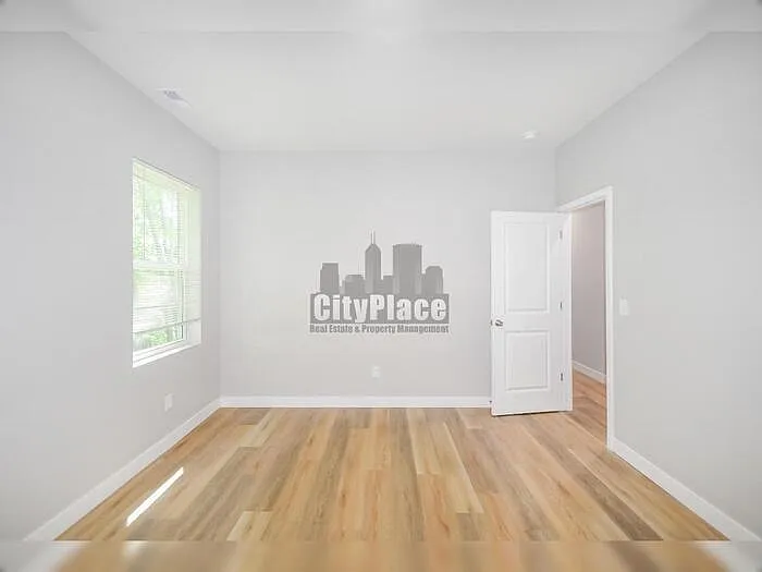1722 Ingram St #B — Photo 17