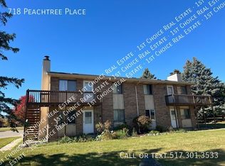 718 Peachtree Pl, Mason, MI 48854