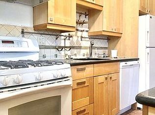 24-57 24th St #1F, Astoria, NY 11102