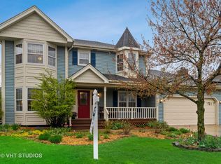 27W330 Chartwell Dr, Winfield, IL 60190