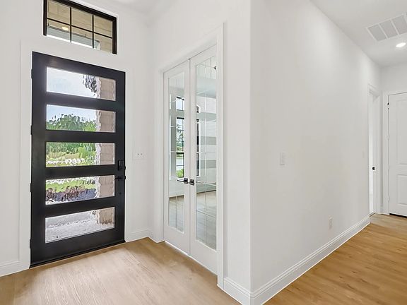 Homesite 2413 Entry