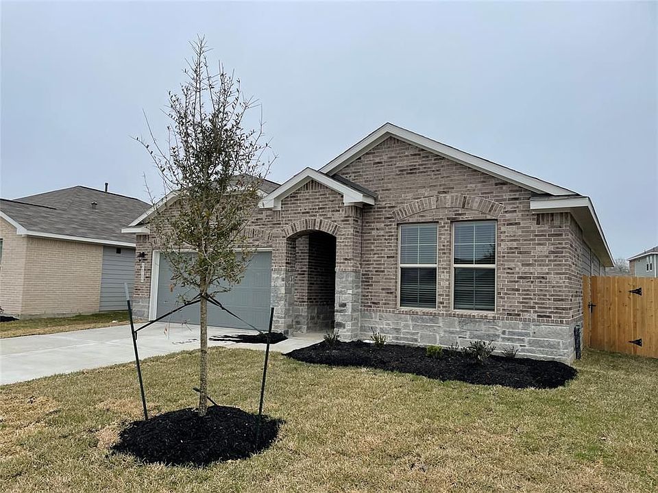 1st image of 24706 Sierra Laurel Ln