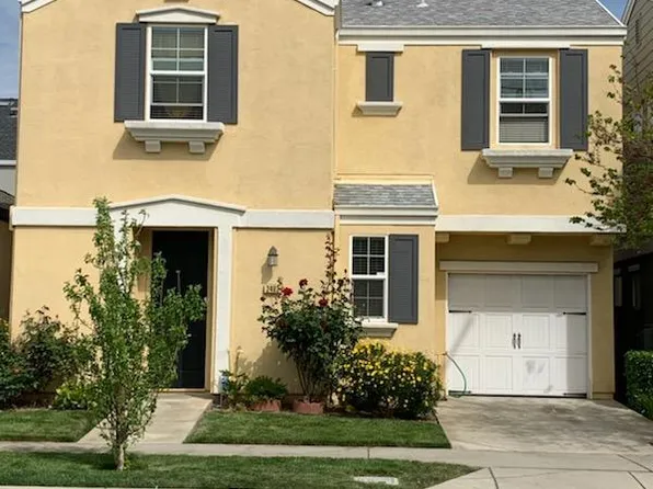 2462 Boxwood St, Sacramento, CA 95815
