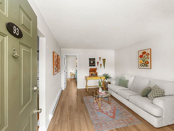 2nd image of 276 White Bridge Pike APT 93
