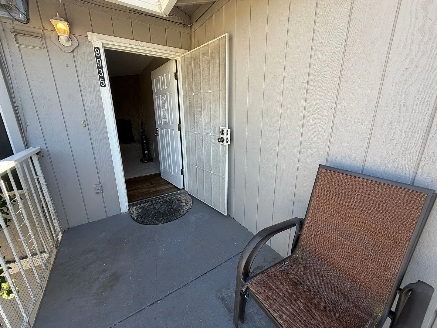 Great Location — Photo 1