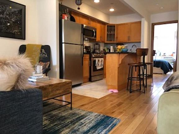 2nd image of 21 Ludlow St APT 3B
