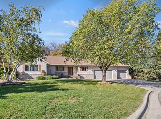 960 Brae Burn Pl, Owatonna, MN 55060