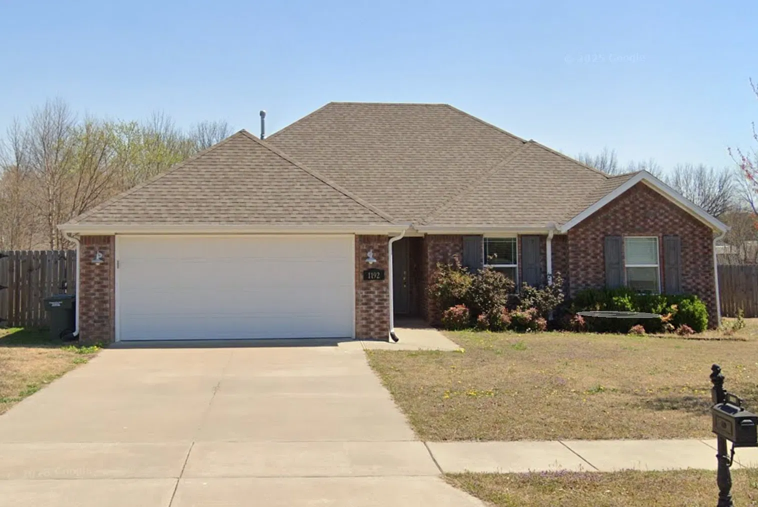 3 bed, 1593 sqft, $2,000 — Photo 1
