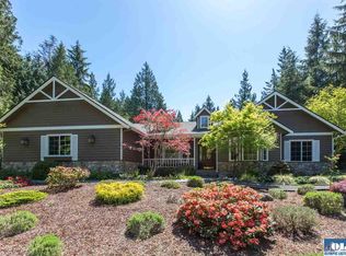 92 Buck Loop Rd, Sequim, WA 98382