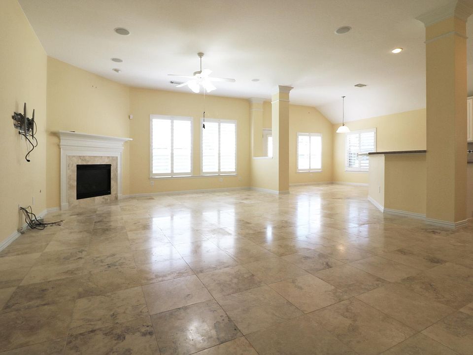 1st image of 23411 Desert Gold Dr
