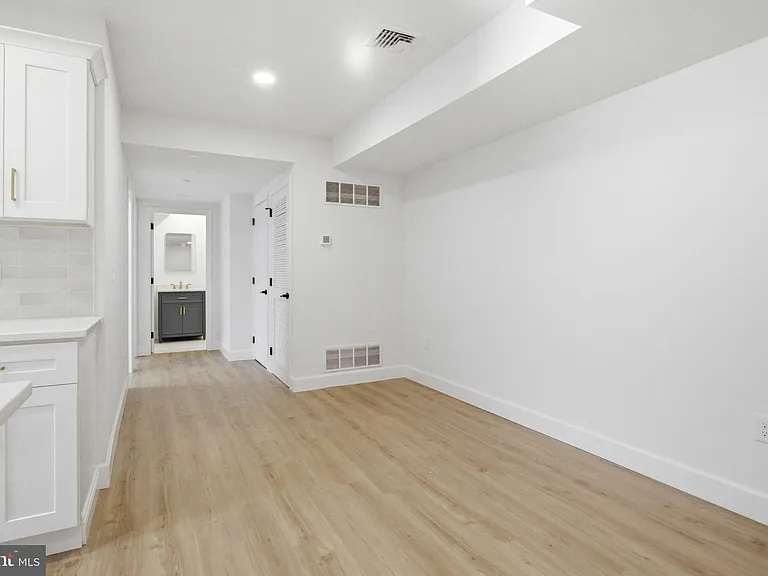 100 W Front St #2A — Photo 7