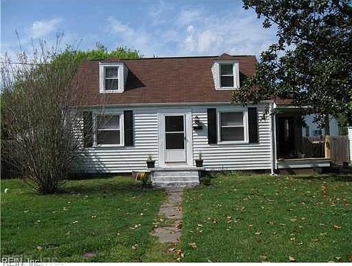 2nd image of 602 Fairview Ln