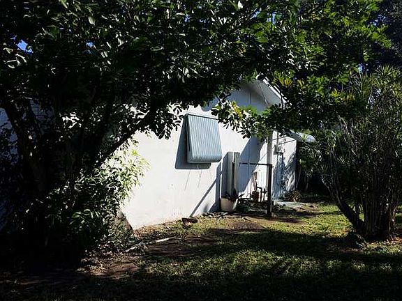 3rd image of 900 NW 8th St