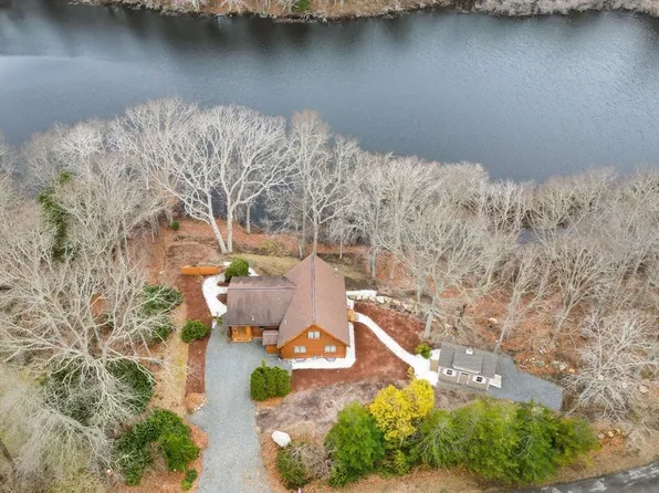 119 Valley Bars Rd, Bourne, MA 02532