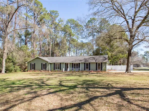 702 Hillmont Dr, Waycross, GA 31503