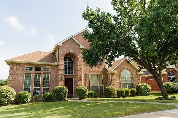 1st image of 3328 Mosswood Dr