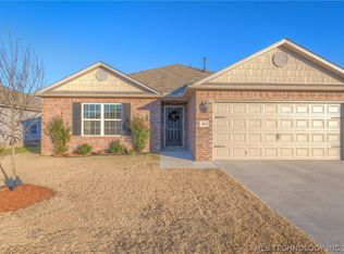 6611 N 128th East Ave, Owasso, OK 74055