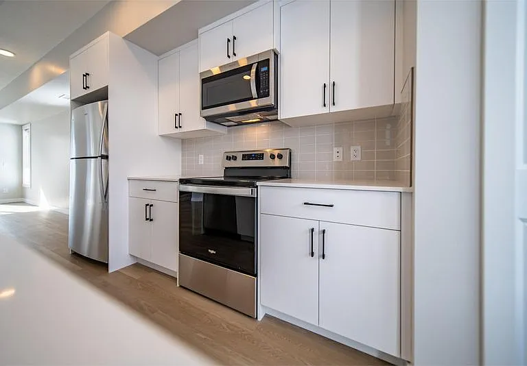 3870 Market St SE — Photo 23