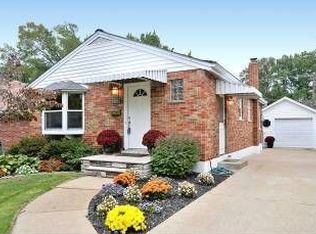 1134 Pembroke Dr, Saint Louis, MO