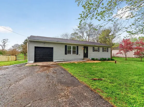 88 1st Ave SW, Etna, OH 43062