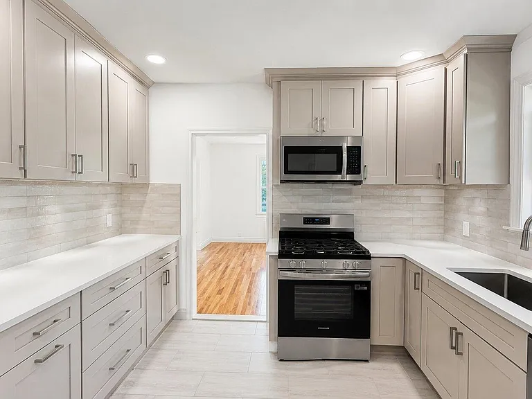 284 Beach 19th St #1 — Photo 11