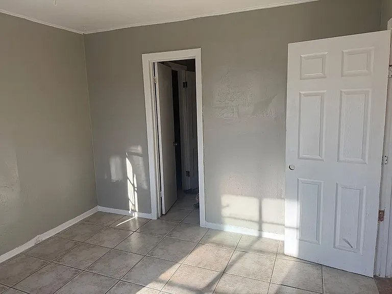 1931 E Monte Vista Rd #15 — Photo 7