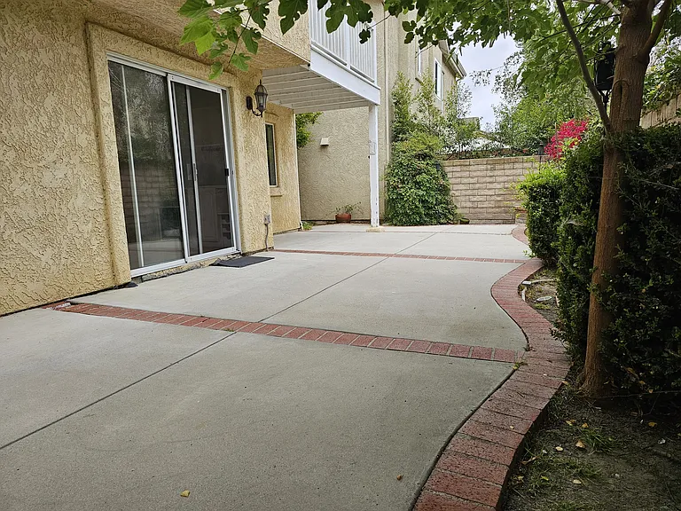 1751 Tallowberry Ln — Photo 20