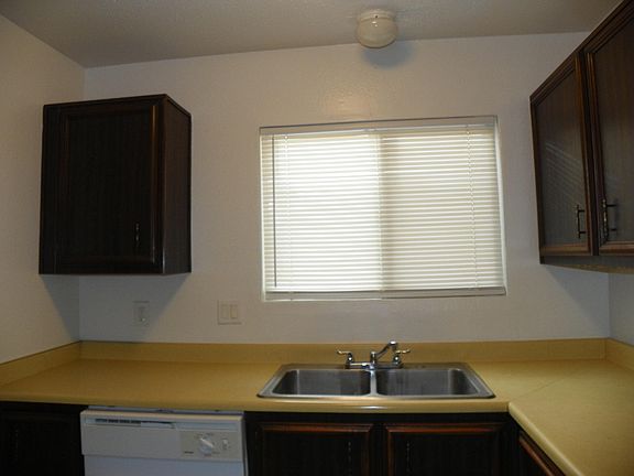 4th image of 1300 Grande Blvd SE APT B