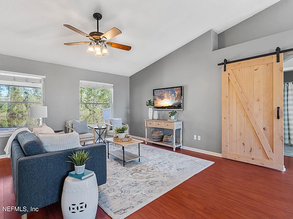 3rd image of 1027 MYSTIC HARBOR Drive