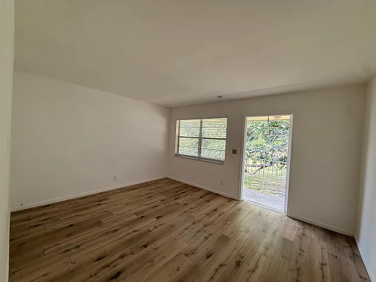 2525 Pierce St #7 — Photo 4