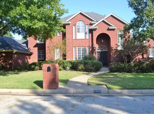 2705 Massachusetts Bay Dr, Arlington, TX 76001