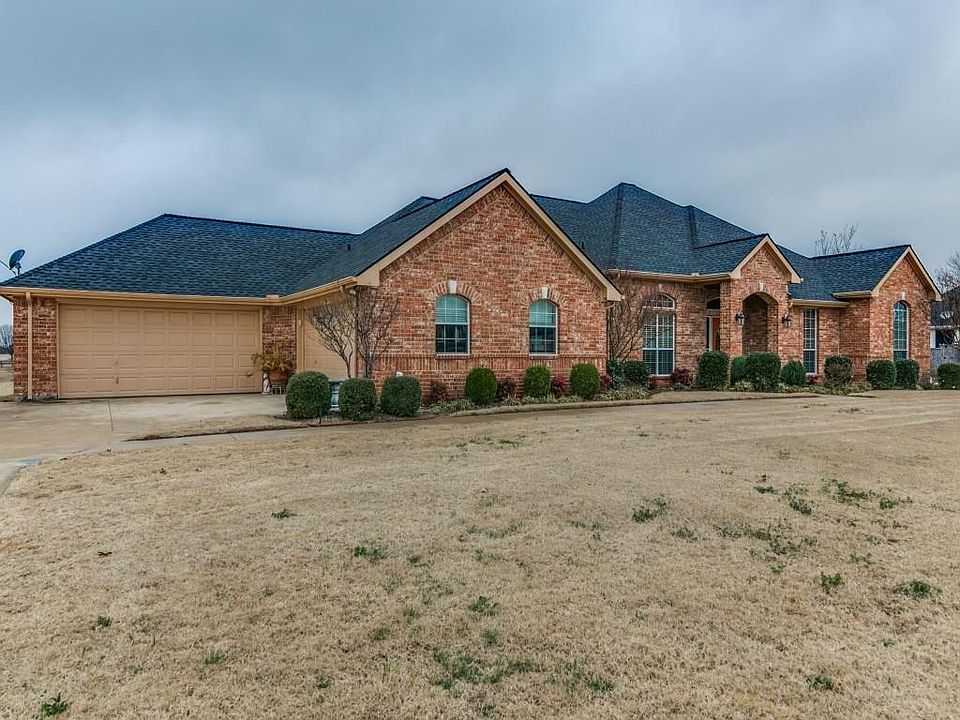 1st image of 740 Lake Shadow Dr