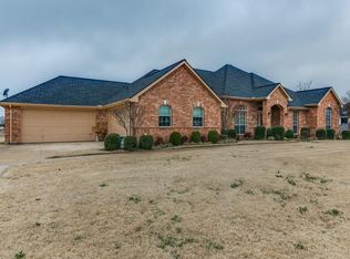740 Lake Shadow Dr, Lavon, TX 75166