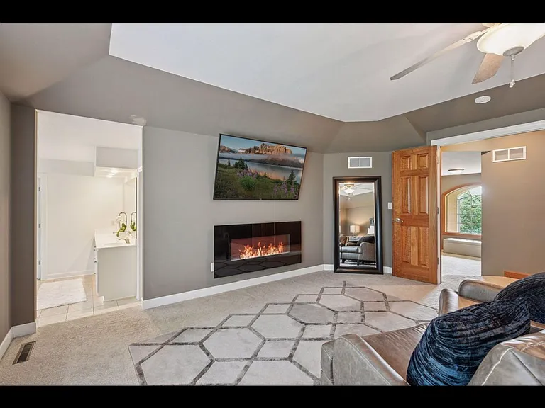 15208 Fairway Heights Rd NW — Photo 21