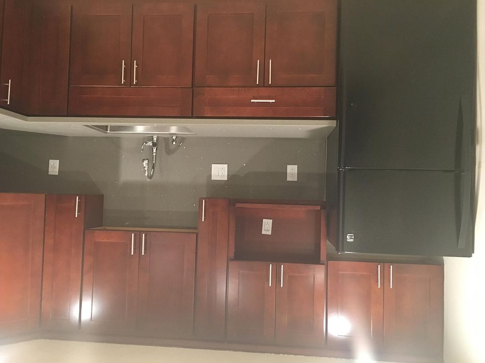 1st image of 2672 Brahms Ave