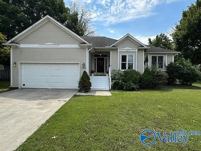 194 Topaz Rd NE — Photo 48