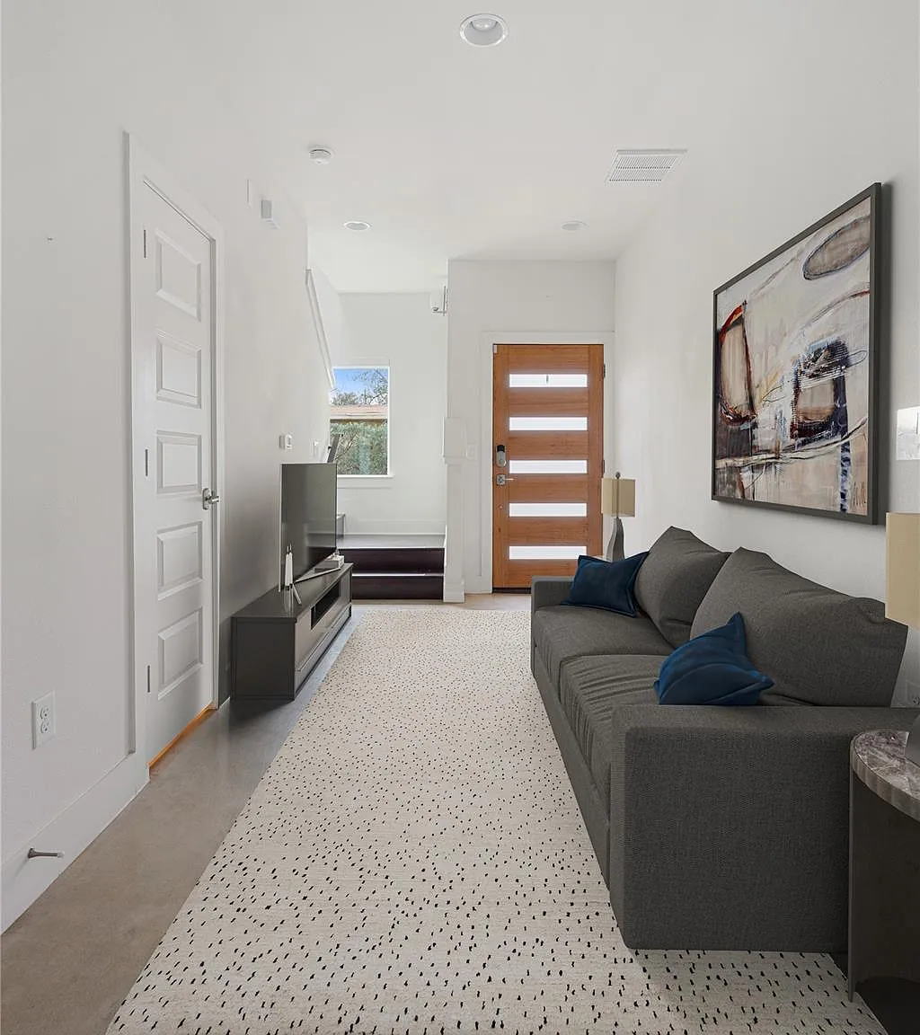 1 bed, 1.5 bath, 1252 sqft, $2,600 — Photo 4