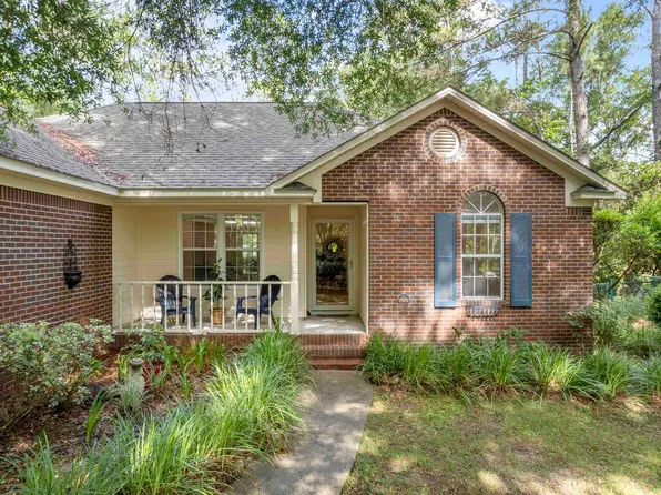 104 Magnolia Rdg, Crawfordville, FL 32327