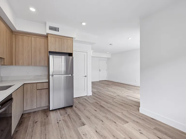 The Bay Apartment Homes — Photo 56